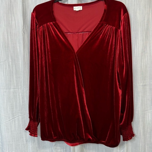 Velvet top - Picture 3 of 3